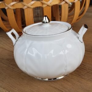 Aynsley Spring Crocus discontinued Sugarbowl