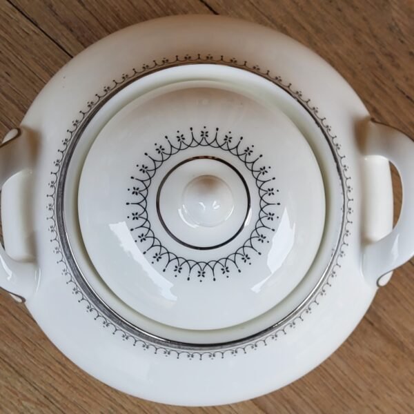 Royal Doulton Sherbrooke discontinued Sugarbowl