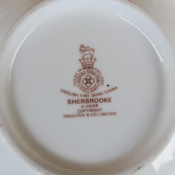 Royal Doulton Sherbrooke discontinued Sugarbowl