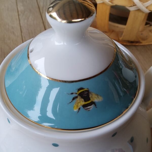 Fun GIN Teapot by Yvonne Ellen