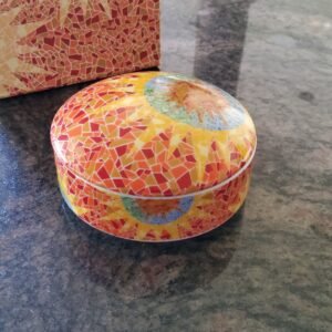 NEW IN BOX Giordano di Panzano round Gaudi style porcelaine trinket box