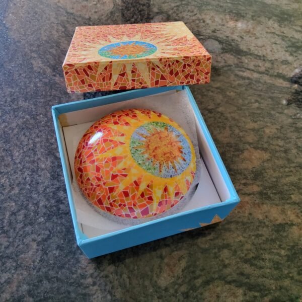 Round Gaudi style  colorful porcelaine Trinket Box